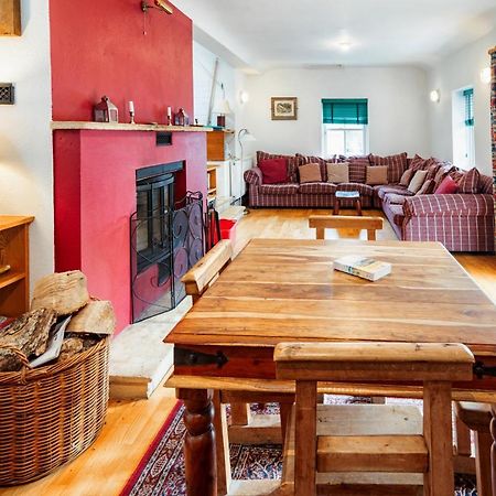 Delphi Lodge Cottages Leenaun Dış mekan fotoğraf