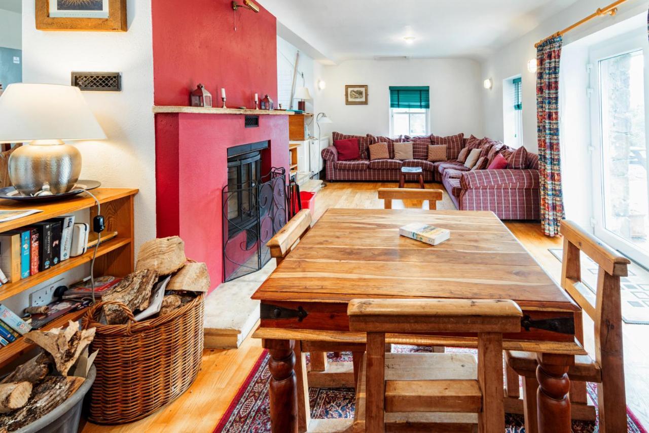Delphi Lodge Cottages Leenaun Dış mekan fotoğraf
